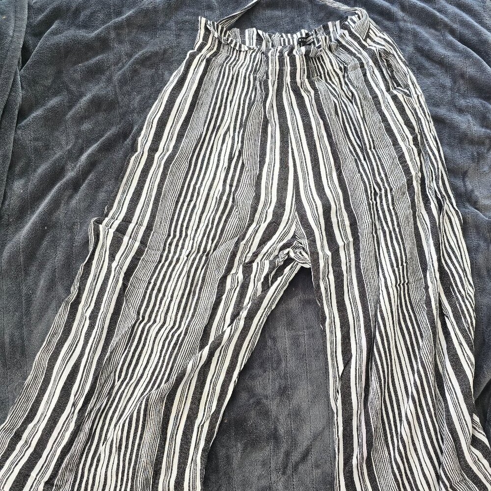 Striped crop pants